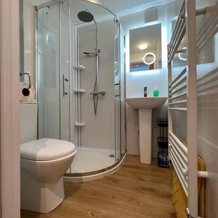 Citrus Chalet, Modern Light And Airy! Redruth Extérieur photo